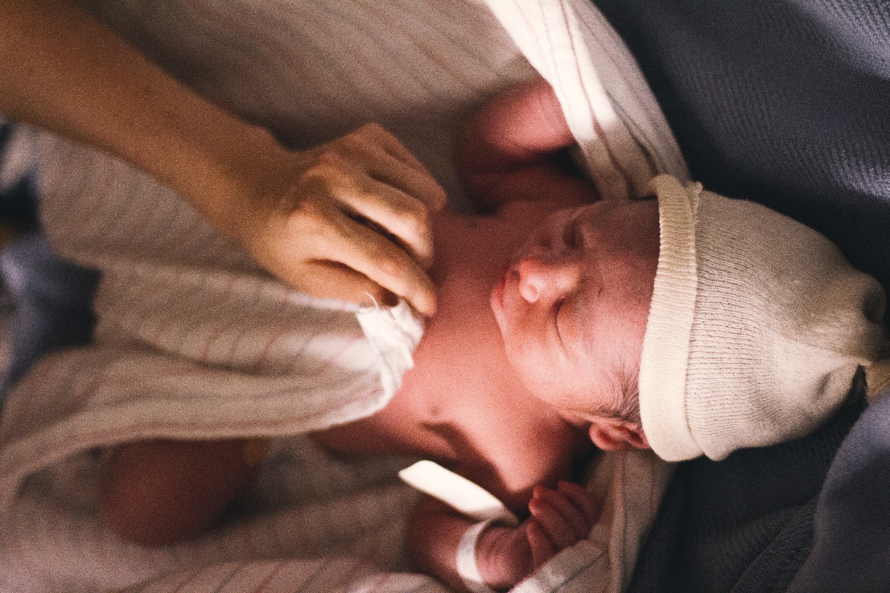 De Natuurlijke Maaginhoud Van Een Baby